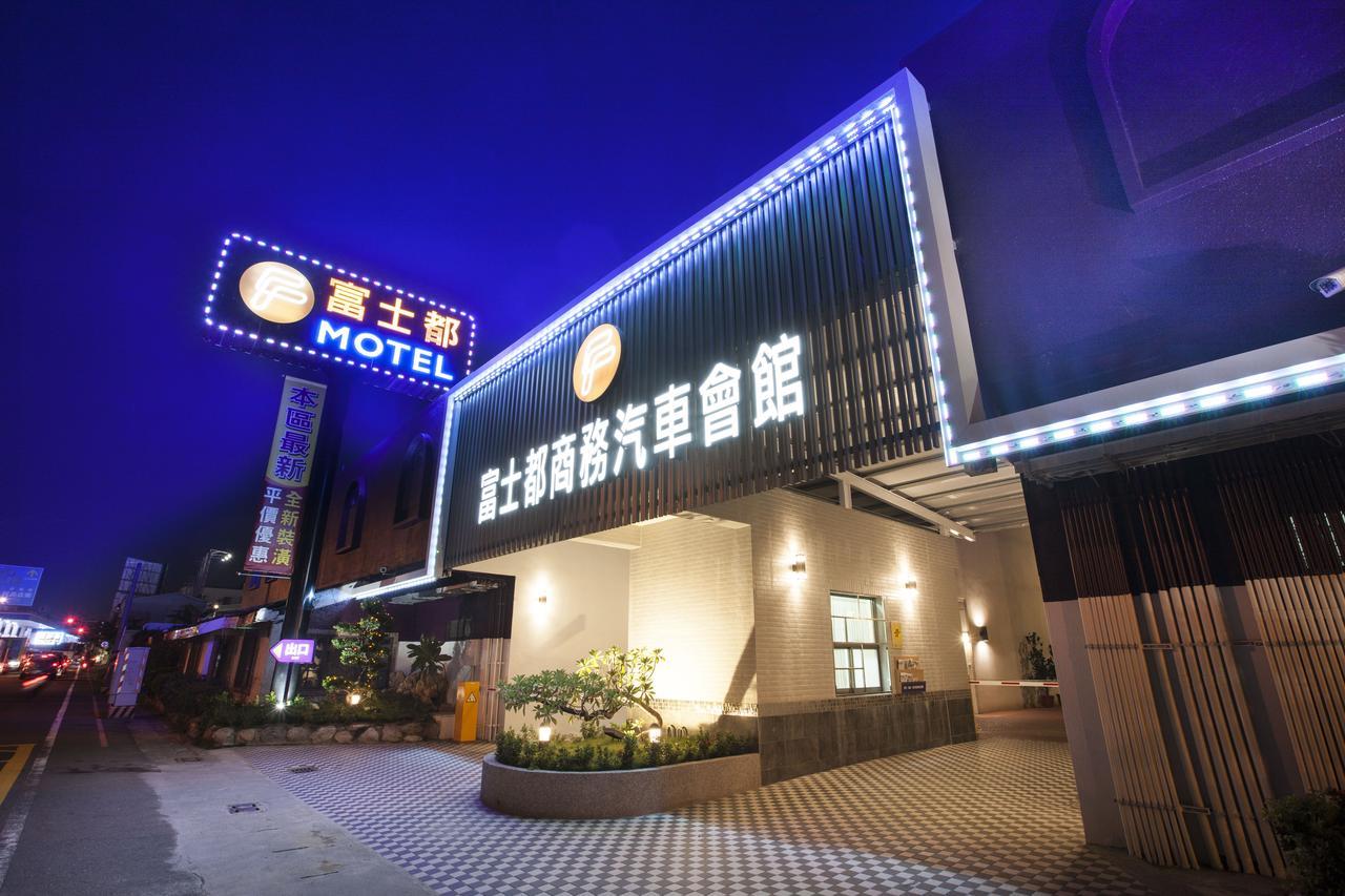 Foxdou Business Motel Tainan Esterno foto