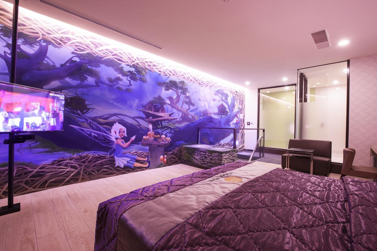 Foxdou Business Motel Tainan Esterno foto